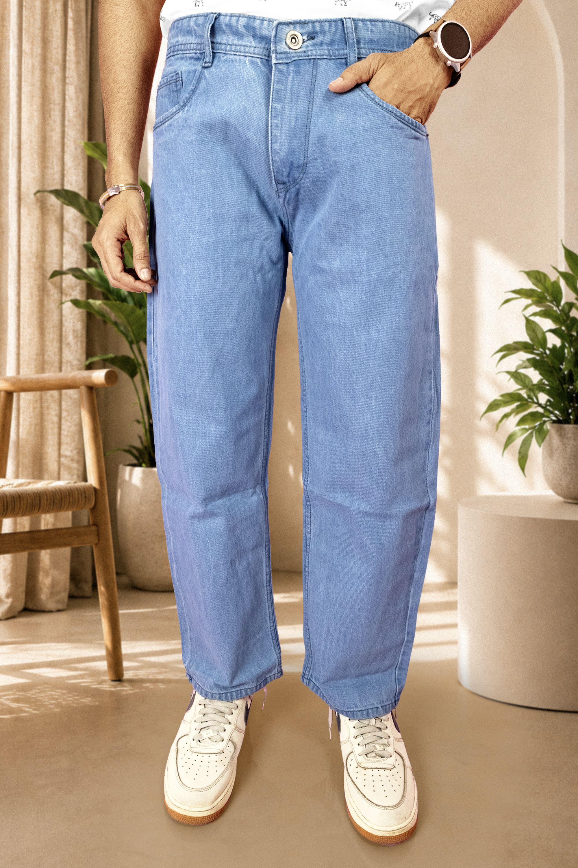 Light_Blue_Jeans_2.jpg